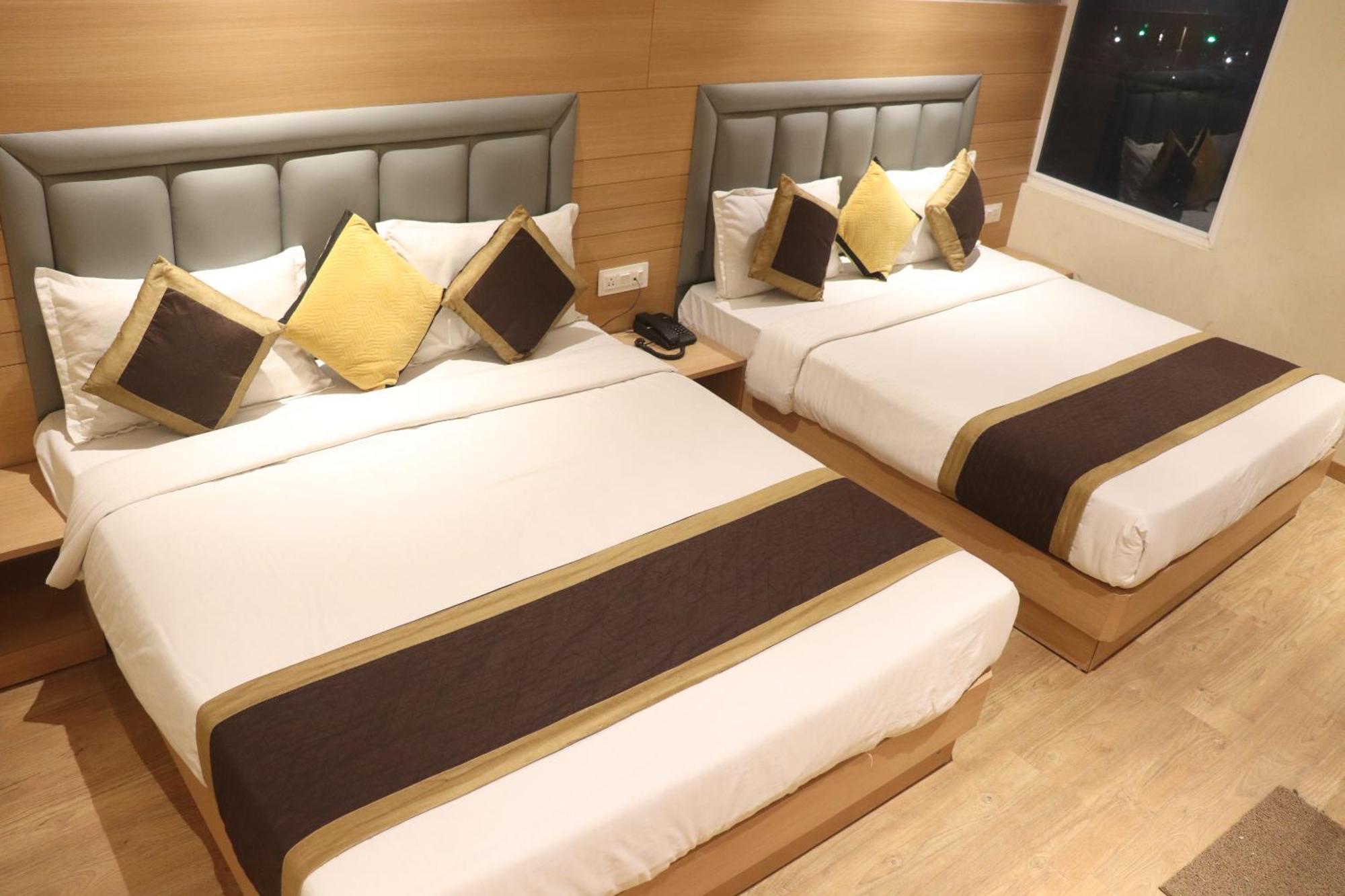 Dream Land Hotel 3*